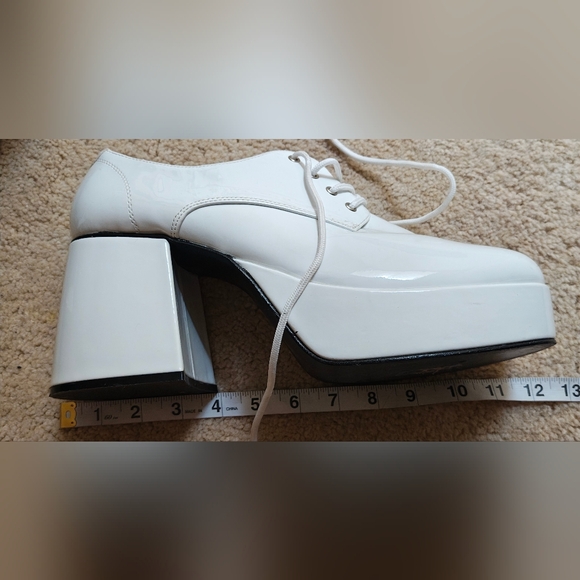 Funtasma Pleaser Jazz Disco White Patent Leather Platform Oxford Shoes. main image 4